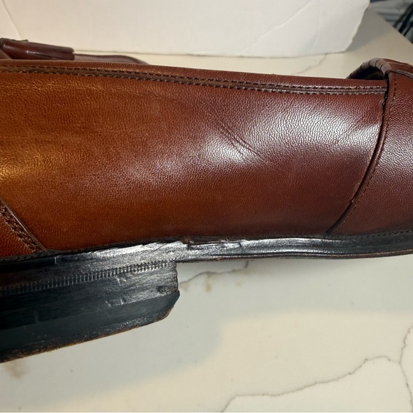 Magnanni Men\'s Brown Leather
Tassel Loafers Size 11 Nice Condition main image 4